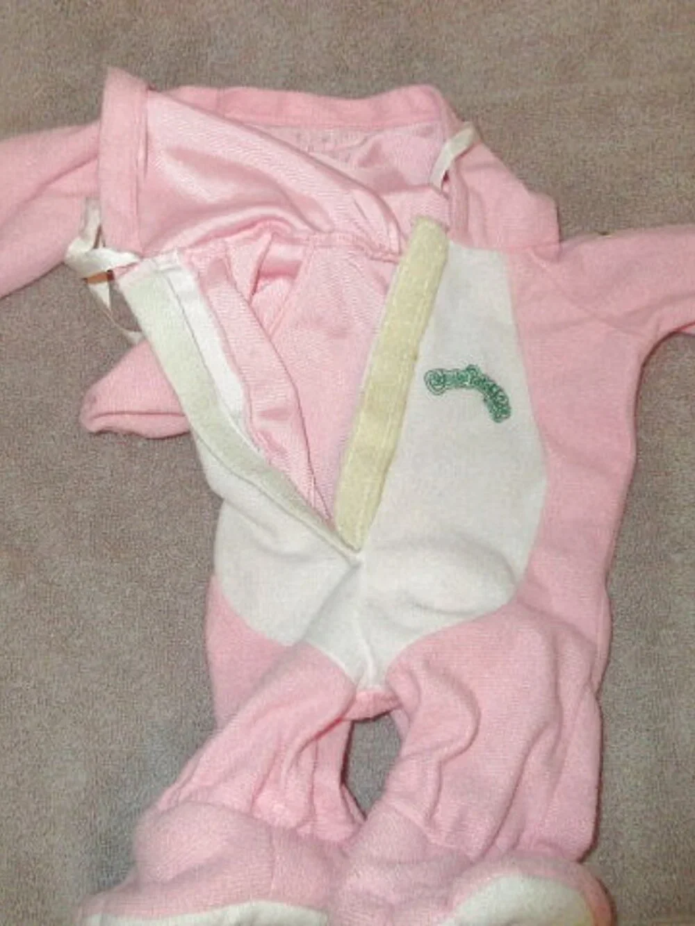 Vtg Cabbage Patch Kids Doll Clothes Pink Bunny Outfit Pajamas Footed Coleco CPK - Picture 6 of 9